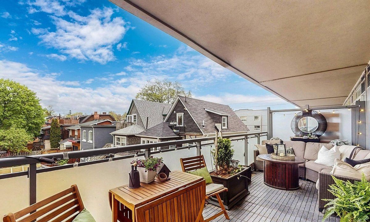 Terrace condo at 200 Woodbine Avenue in the Beach, Toronto