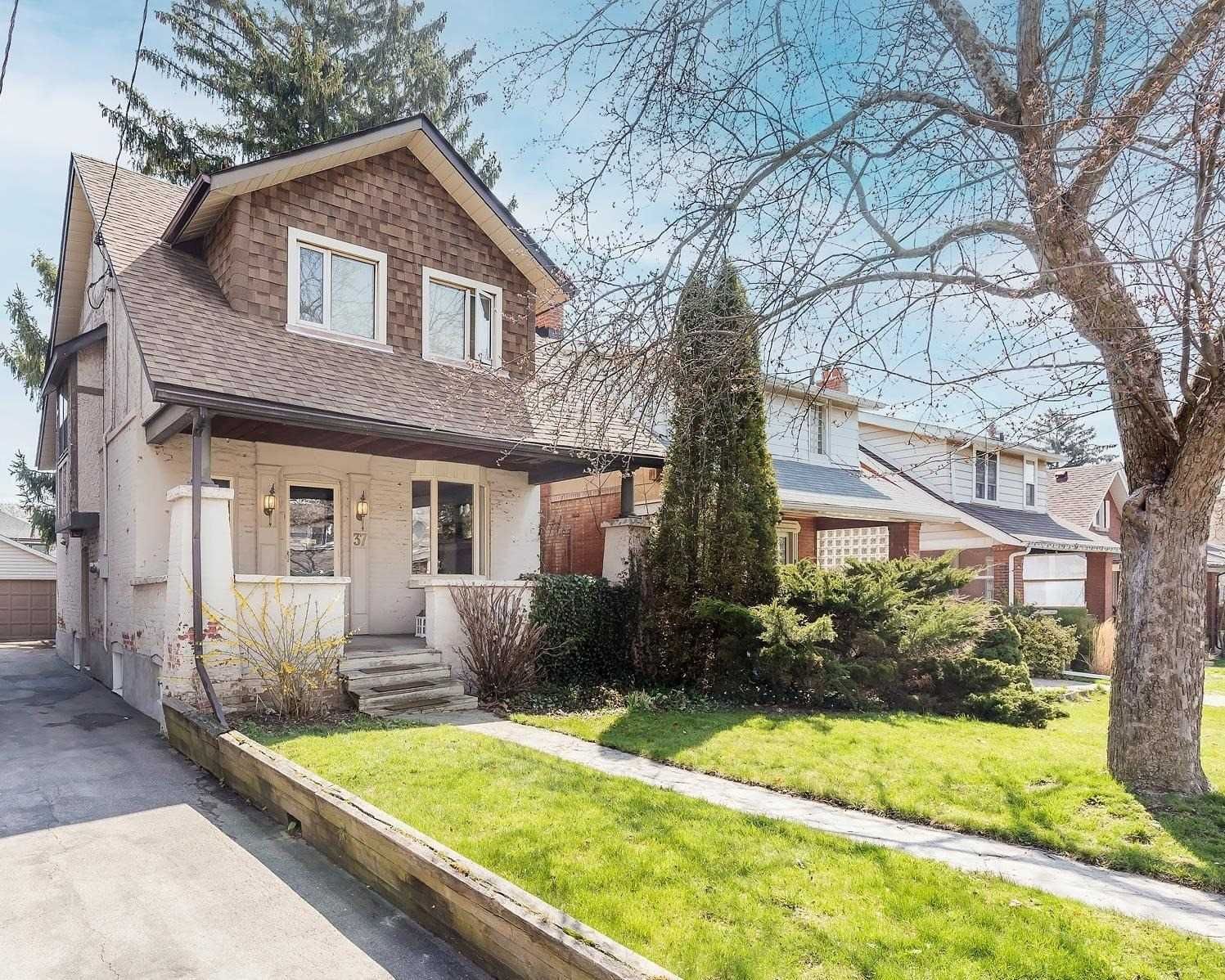 Detached family home at 37 Wheatfield Road in Toronto