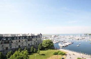 Downtown Toronto condo transaction on Stadium Road