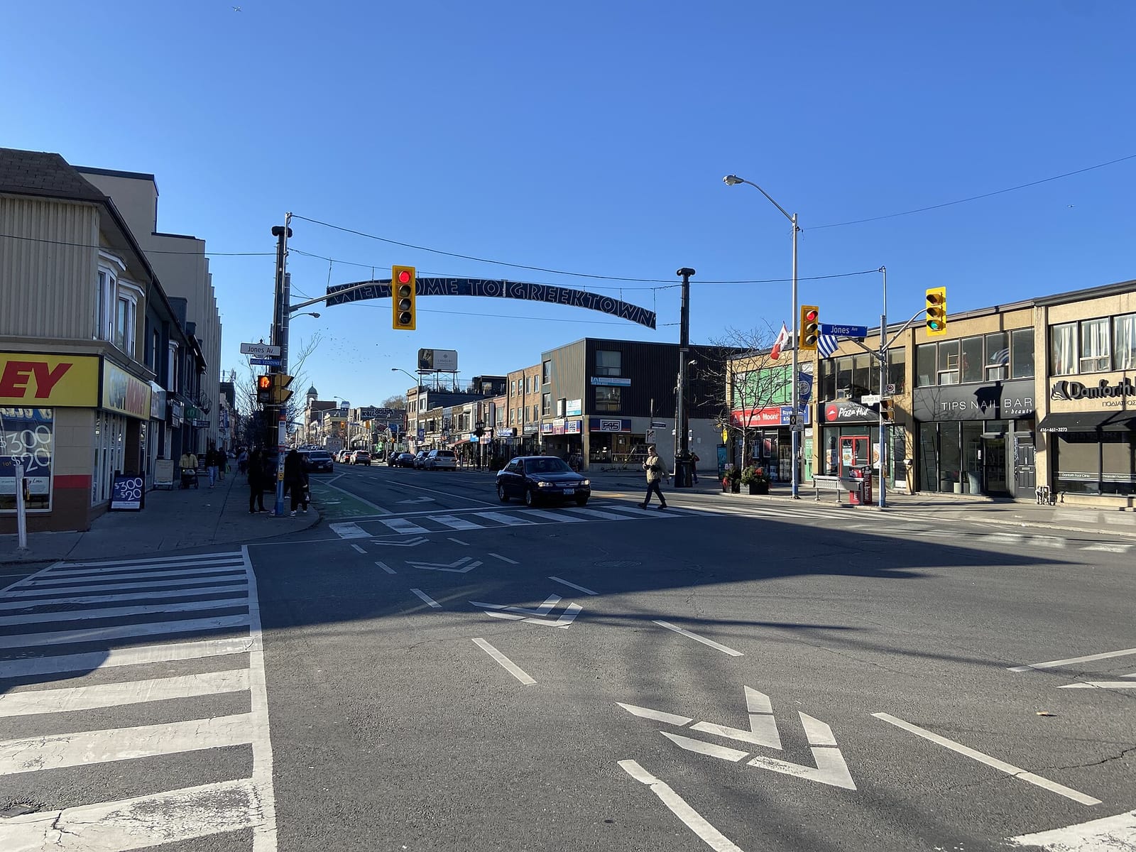 The Welcome to Greektown arch on Danforth Avenue, just west of East Danforth