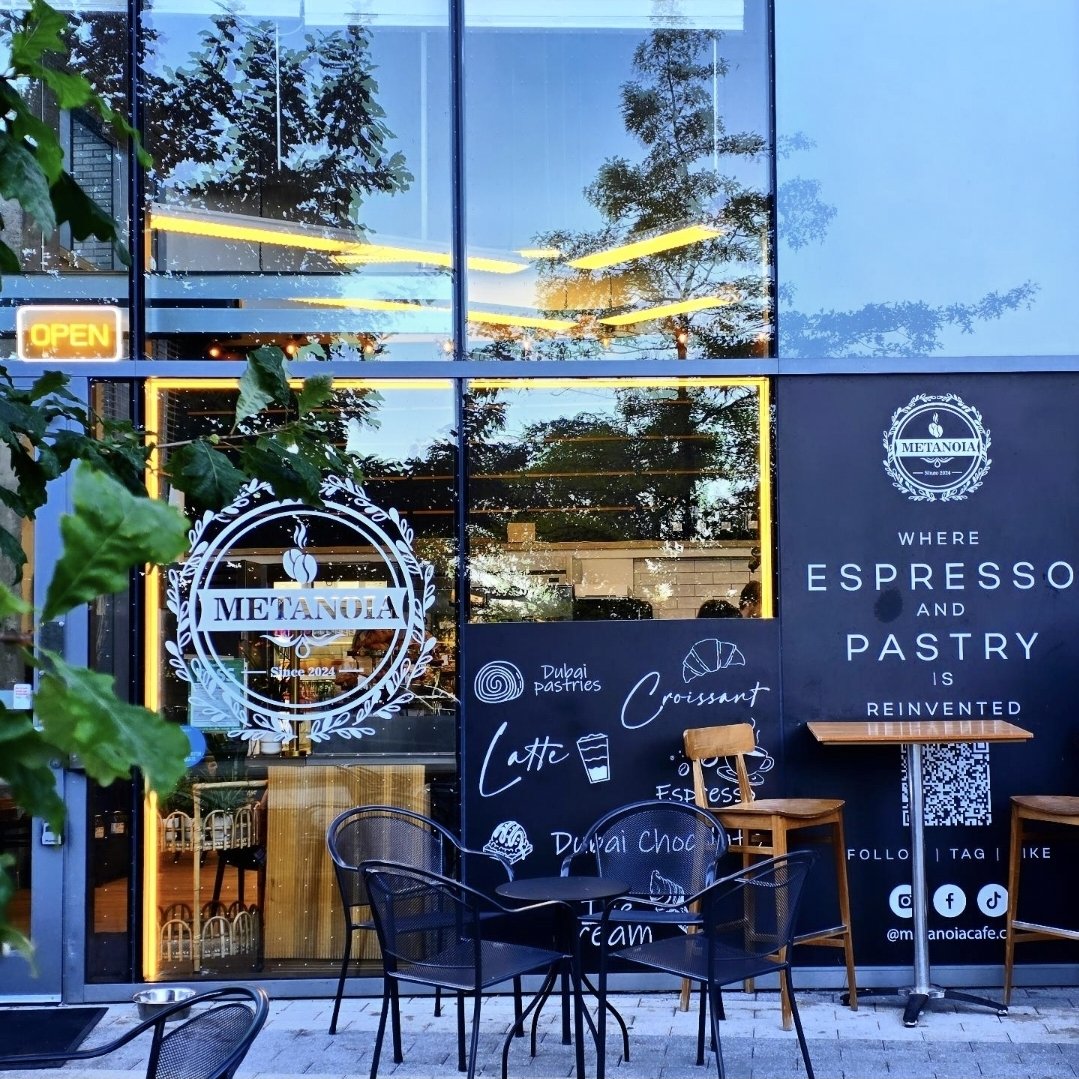Metanoia Caf&eacute; storefront on Marine Parade Drive, Humber Bay Shores