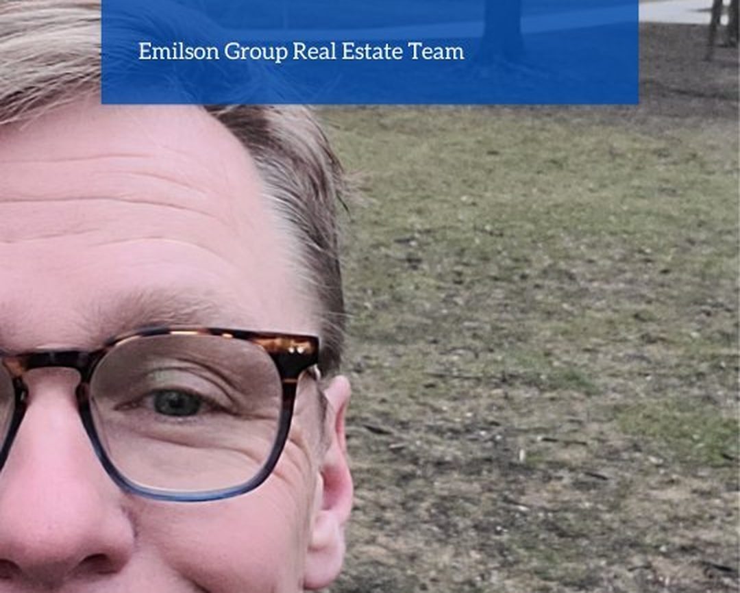 Still from Jim Emilson's video: 85 Offers on a Mississauga Listing