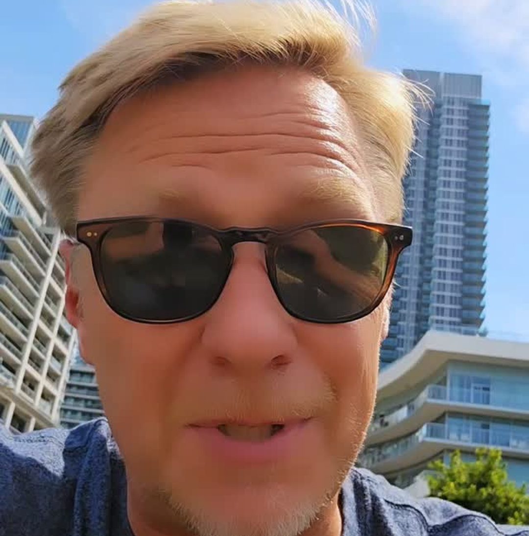 Still from Jim Emilson's video: The Better Way to Judge a Realtor