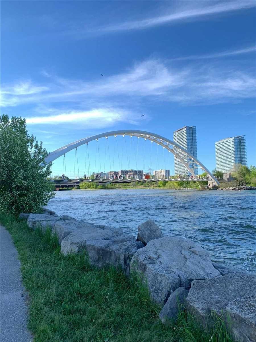 The Humber Bay arch bridge over the river near Palace Place
