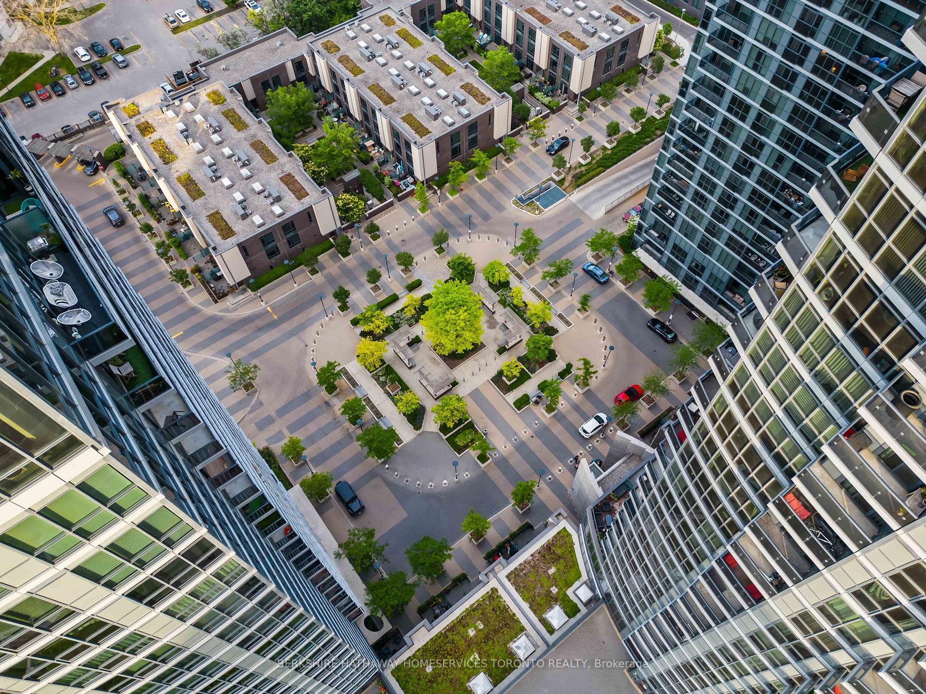 Aerial view of the Valhalla Inn courtyard, townhomes and landscaped plaza